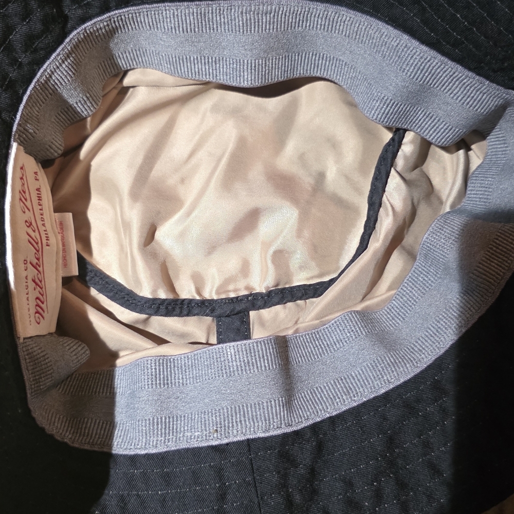 Mitchell & Ness Camo Bucket Hat - Green Cream & Taupe One Size Fits Most. CLEAN. - Picture 11 of 12